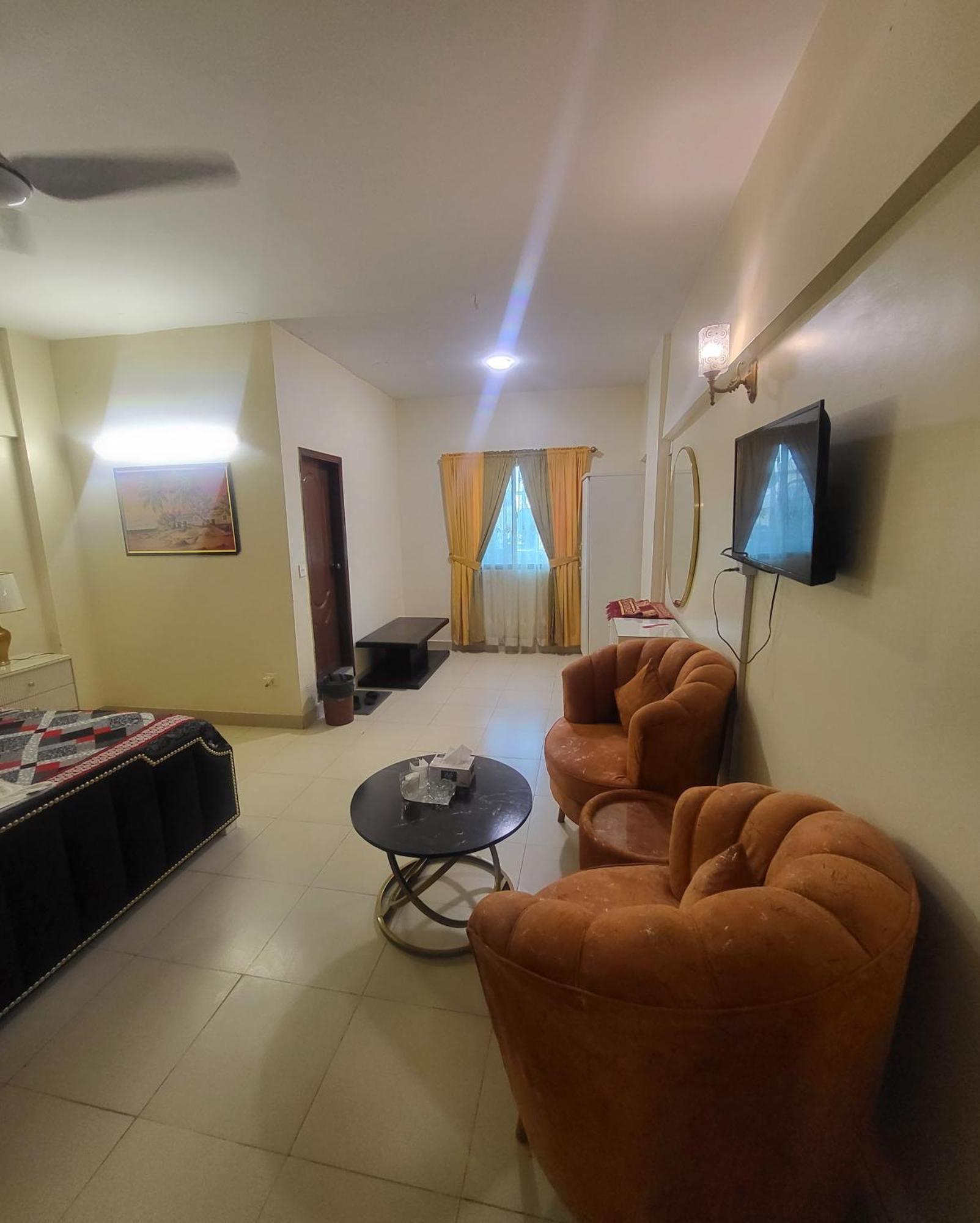 Hotel Rooms Dha Карачи Экстерьер фото